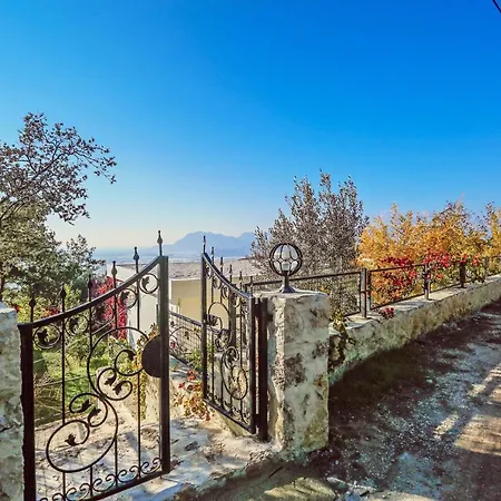 Puren Villa *